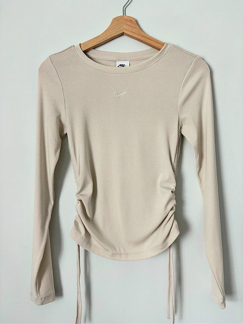 Nike Sportswear Ruched Long Sleeve Rib T-Shirt Beige XS